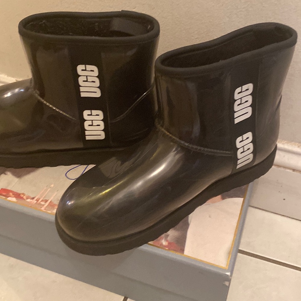 Theses are a color black and white